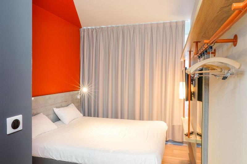 Ibis Budget Aubenas Exterior foto